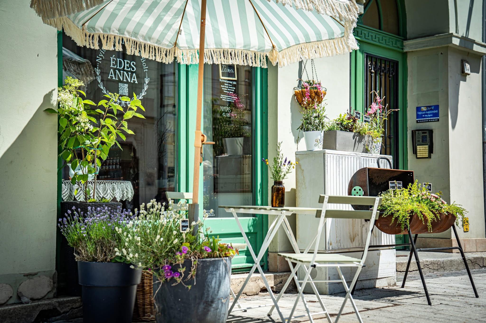 Hangulatos kávézó belső